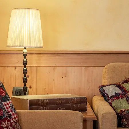 Cervinia Mountain Bliss - Front Of Lift Apartment *