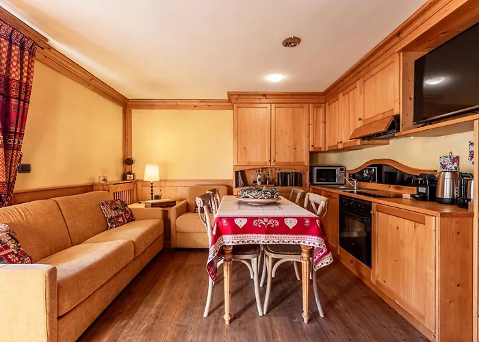 Apartment Cervinia Mountain Bliss - Front Of Lift