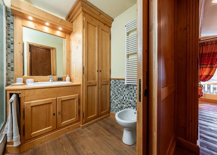 Apartment Cervinia Mountain Bliss - Front Of Lift *