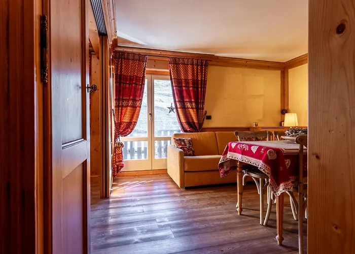 Cervinia Mountain Bliss - Front Of Lift Apartment *